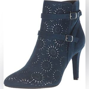🩷2xHP - Best in Shoes🩷 🎉 Rialto Carma Fashion Boot Midnight Suedette Size 6.5